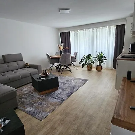 Stylish For Short & Long-term Niederdorla