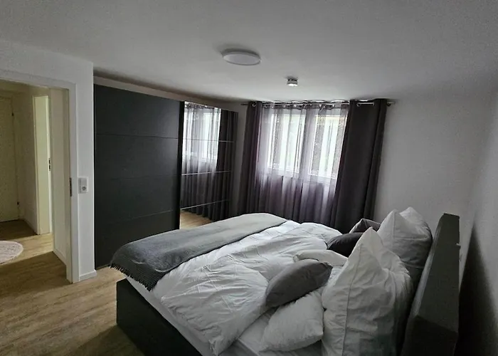 شقة Stylish For Short & Long-term Niederdorla