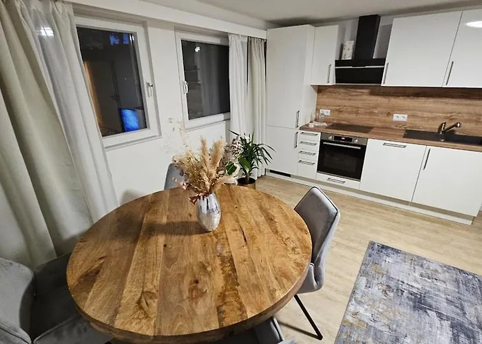 Stylish For Short & Long-term شقة